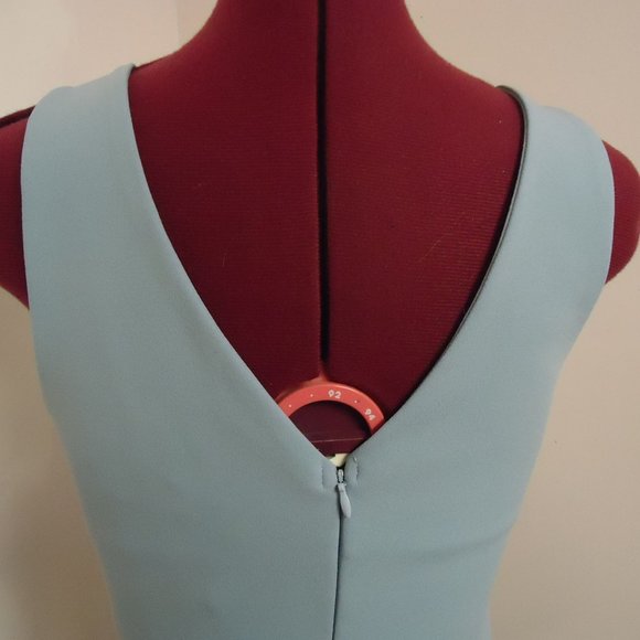 London Dress Company Size 6 Pale Blue Sleeveless Front Pleated Dress - Picture 9 of 11